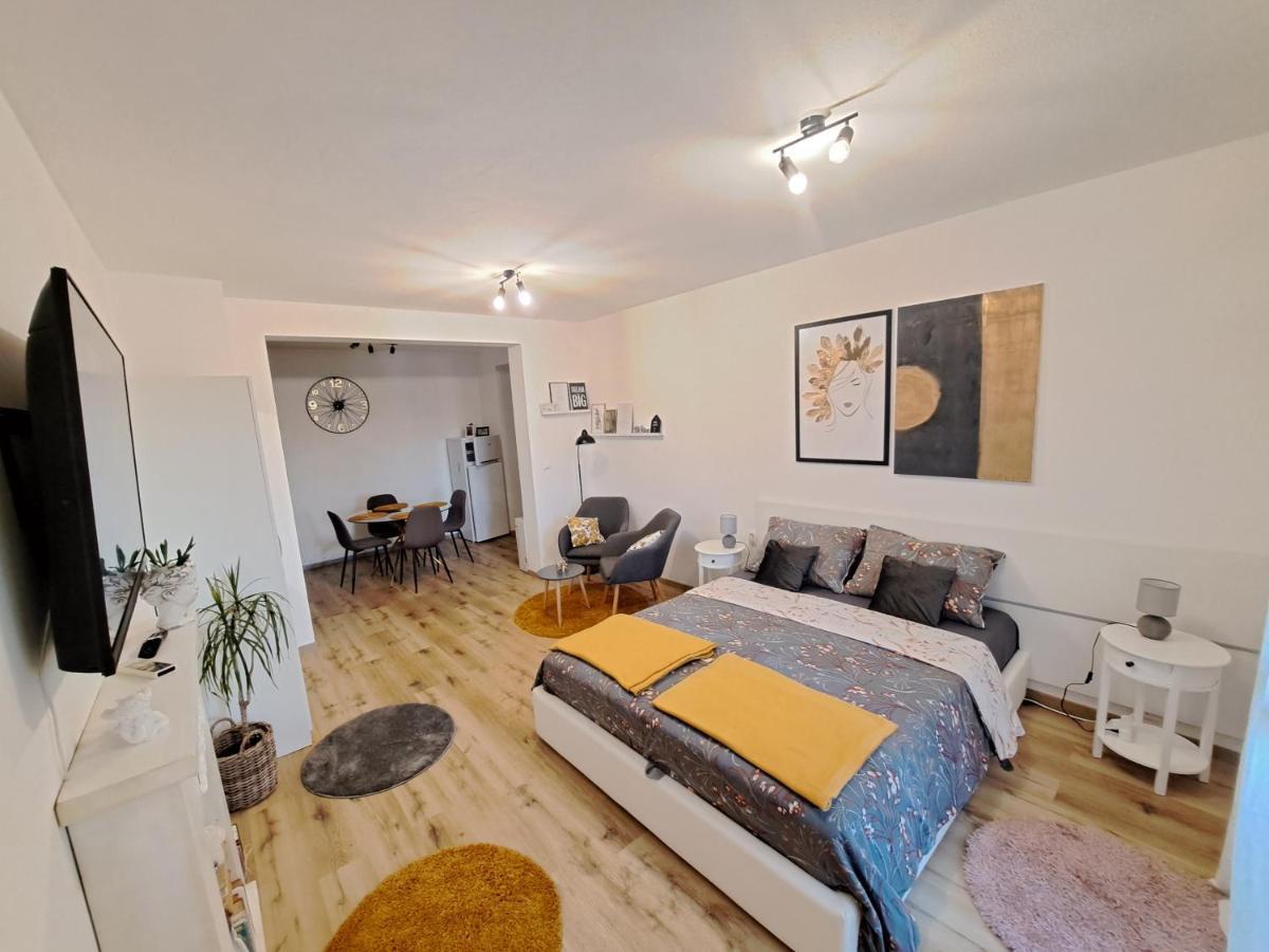 Apartman Karmen Vodice Exterior photo